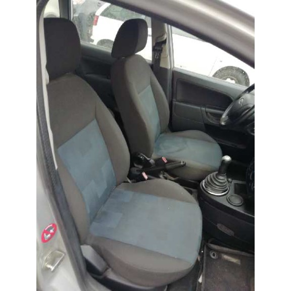 ford fiesta (cbk) del año 2008