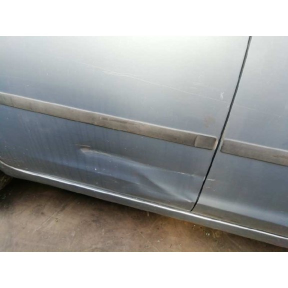 ford focus berlina (cap) del año 2005