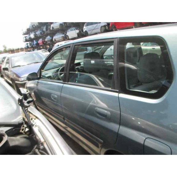 mitsubishi space star (dg0) del año 2003