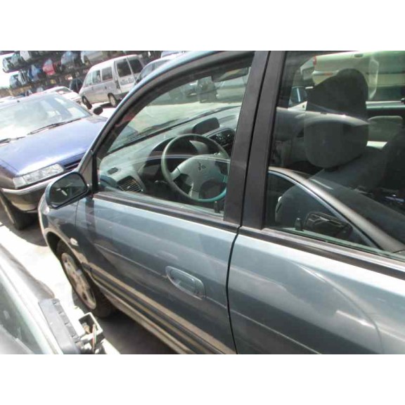 mitsubishi space star (dg0) del año 2003