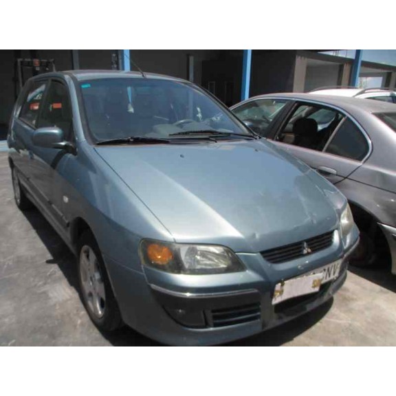 mitsubishi space star (dg0) del año 2003