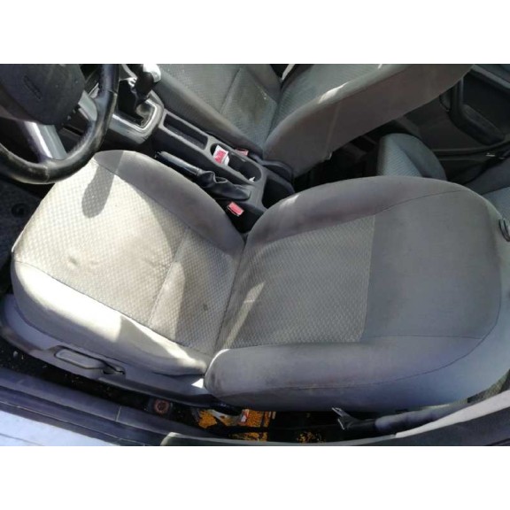 ford focus berlina (cap) del año 2005