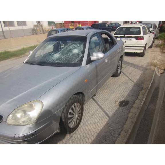 daewoo nubira berlina del año 1999