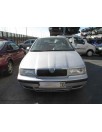 skoda octavia berlina (1u2) del año 2000