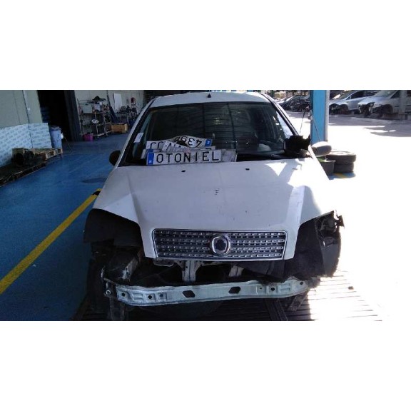 fiat punto berlina (188) del año 2008