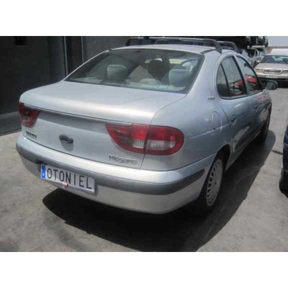 renault megane i fase 2 classic (la..) del año 2001