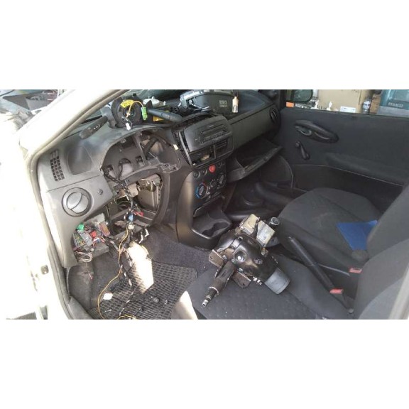 fiat punto berlina (188) del año 2008