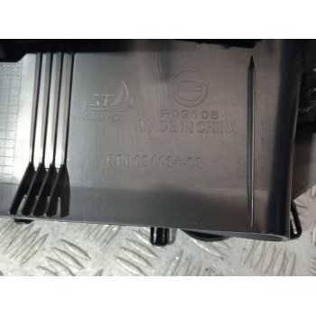 Recambio de consola central para maxus edeliver 3 (modelo) referencia OEM IAM C00124134 FRONTIS CON AIREADORES