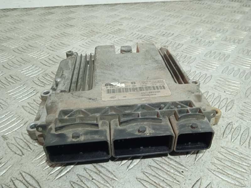 Recambio de centralita motor uce para opel movano b kasten/combi 2.3 cdti referencia OEM IAM 237100899R 0281017977 