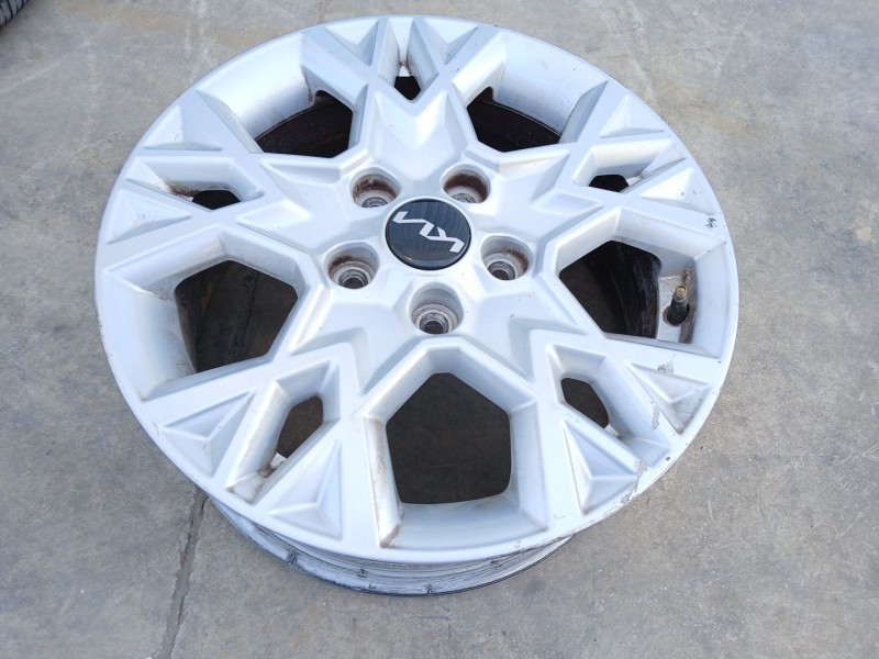 Recambio de llanta para kia ceed (cd) 1.6 crdi 136 referencia OEM IAM X1 6.5JX16 H2 ET50 52910J7AA0