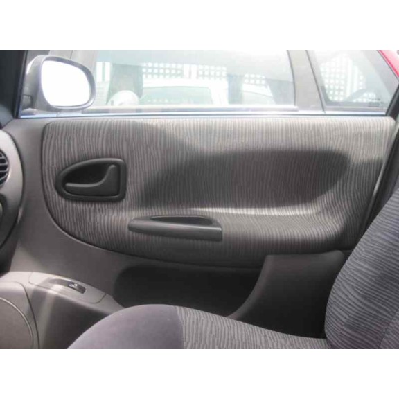 renault megane i fase 2 classic (la..) del año 2001