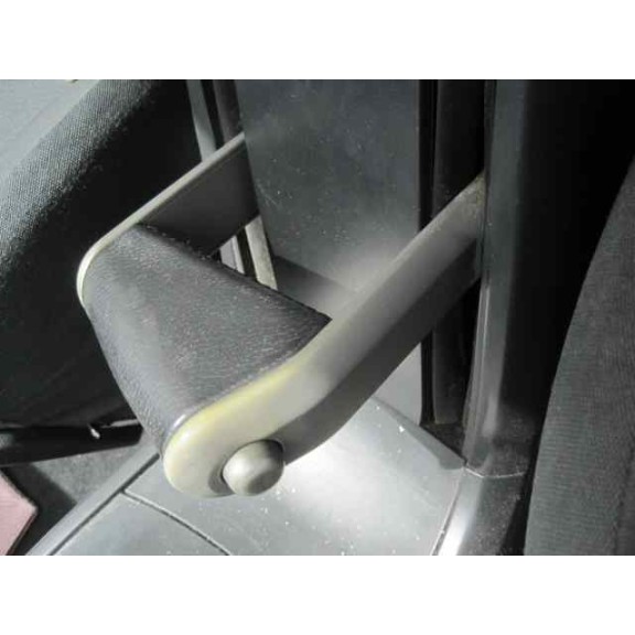 renault megane ii berlina 5p del año 1950