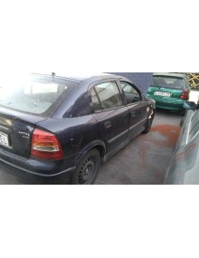opel astra g berlina del año 2000
