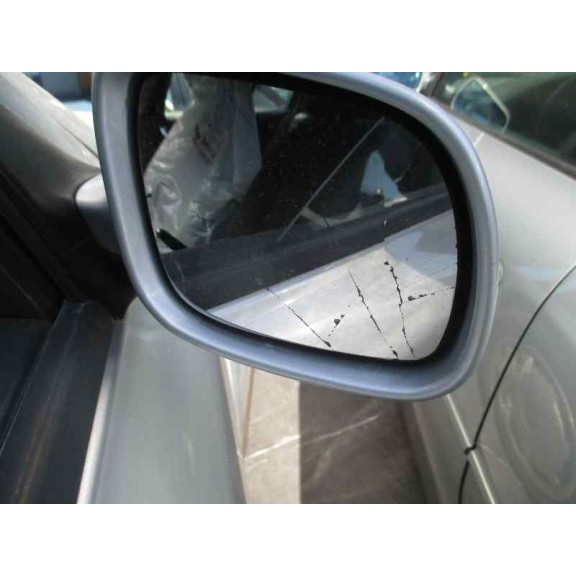 skoda octavia berlina (1u2) del año 2000