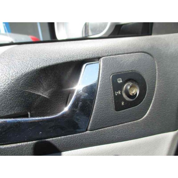 skoda octavia berlina (1u2) del año 2000