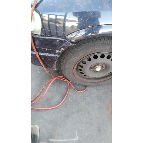 opel astra g berlina del año 2000