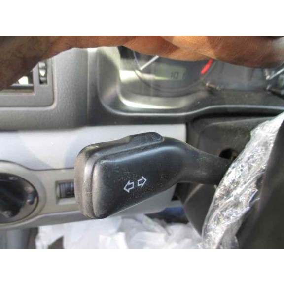 skoda octavia berlina (1u2) del año 2000