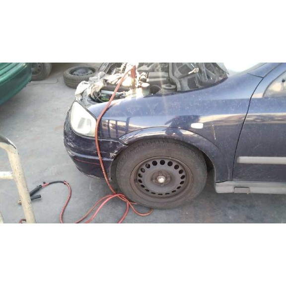 opel astra g berlina del año 2000