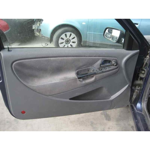 seat ibiza (6k1) del año 2002