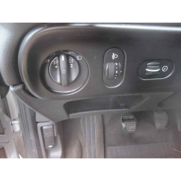 ford mondeo berlina (gd) del año 2000