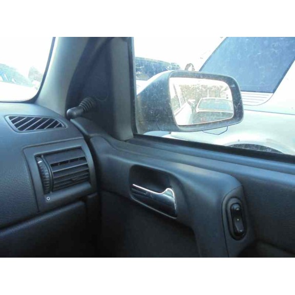 opel astra g berlina del año 2002