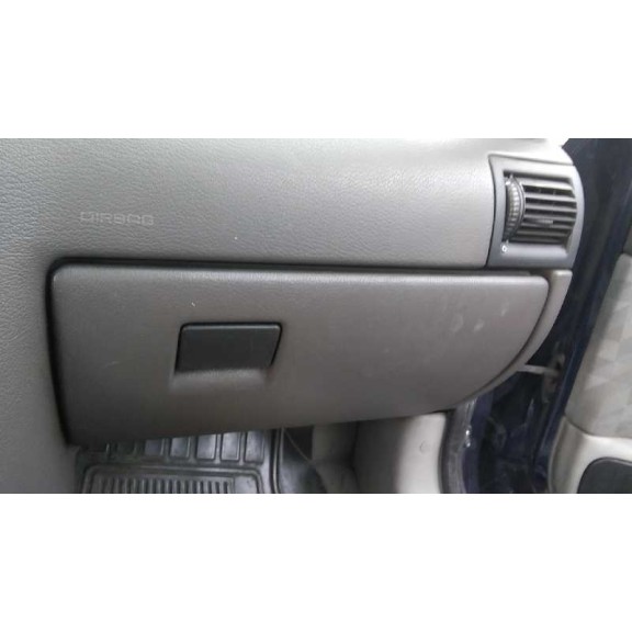 opel astra g berlina del año 2000