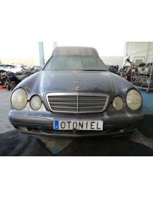 mercedes-benz clase e (w210) familiar del año 2002 2