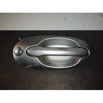 Recambio de maneta exterior delantera derecha para kia carnival ii 2.9 cdri ex referencia OEM IAM   