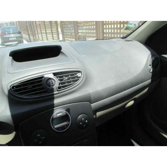 renault clio iii del año 2007