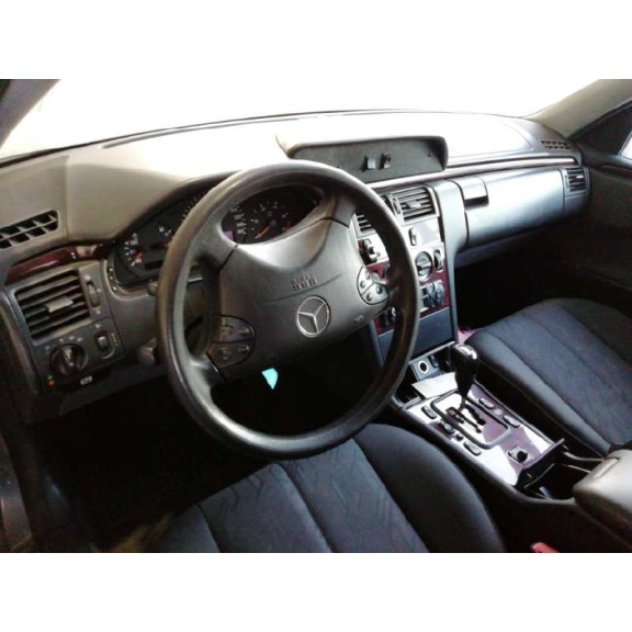 mercedes-benz clase e (w210) familiar del año 2002