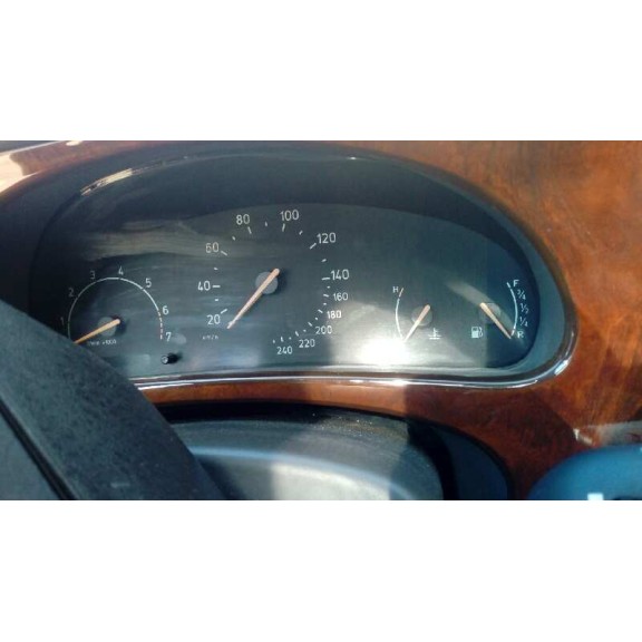 saab 9-5 sedán del año 1999