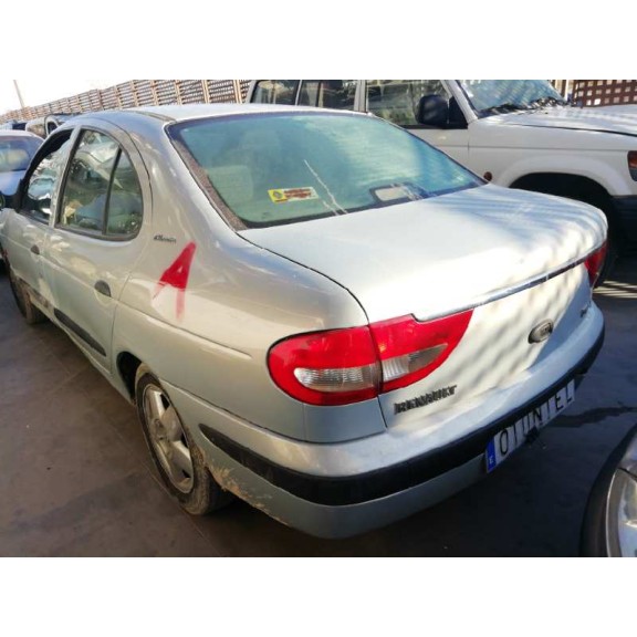 renault megane i fase 2 classic (la..) del año 2000