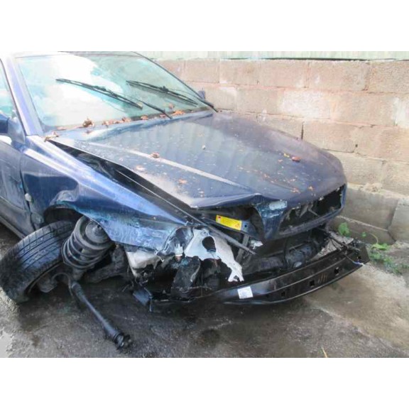 volvo s40 berlina del año 1997