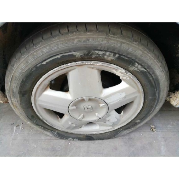 renault megane i fase 2 classic (la..) del año 2000