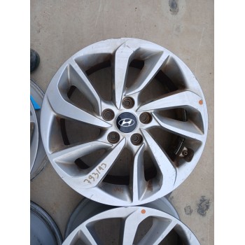 Recambio de juego llantas para hyundai tucson 25 aniversario 4x2 referencia OEM IAM 7JX17H2 ET51 X4 6855106