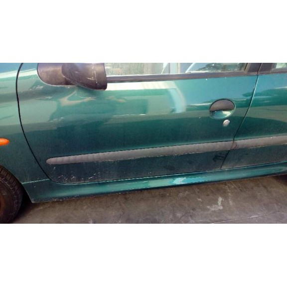 peugeot 206 berlina del año 1999