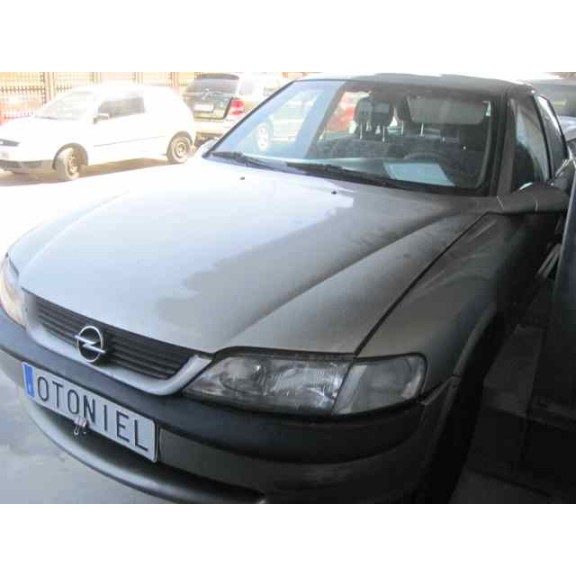 opel vectra b berlina del año 1997