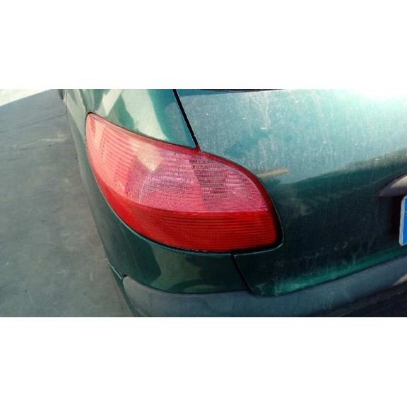 peugeot 206 berlina del año 1999