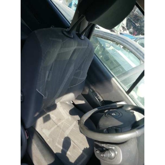 renault grand scenic del año 2005