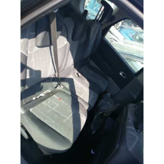 renault grand scenic del año 2005