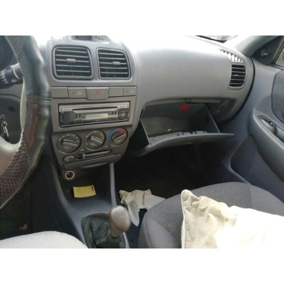 hyundai accent del año 2002