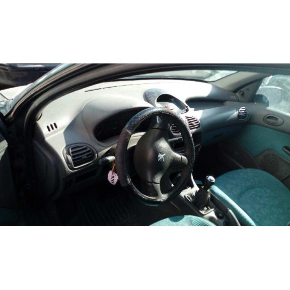 peugeot 206 berlina del año 1999