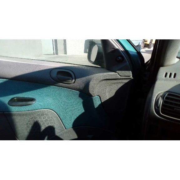 peugeot 206 berlina del año 1999