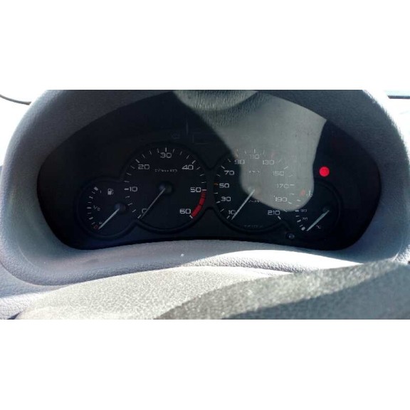 peugeot 206 berlina del año 1999