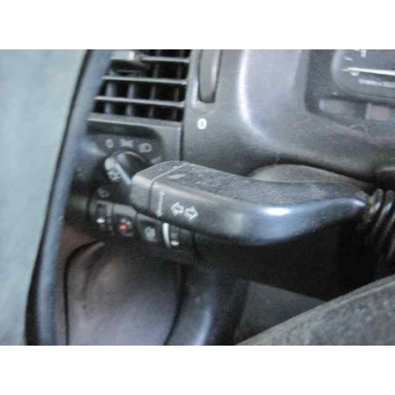 opel vectra b berlina del año 1997