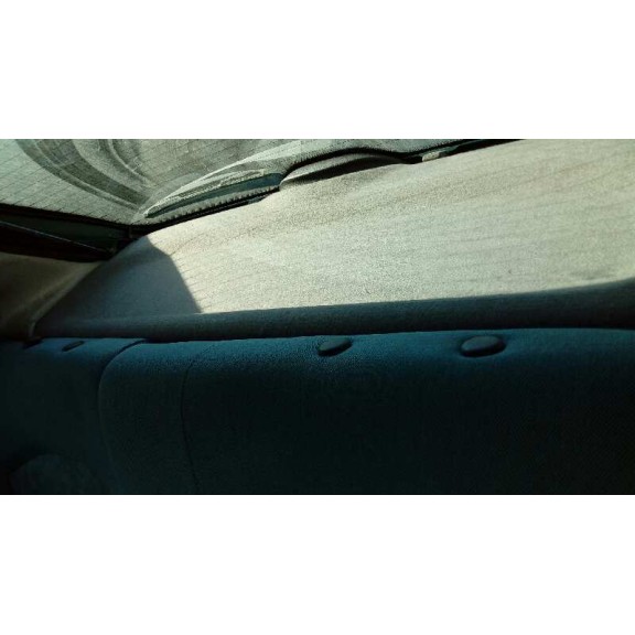 peugeot 206 berlina del año 1999