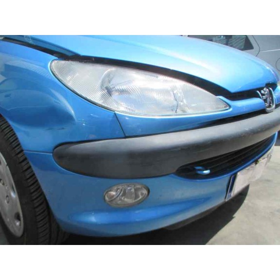 peugeot 206 berlina del año 2002