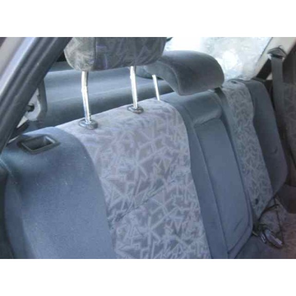 opel vectra b berlina del año 1997