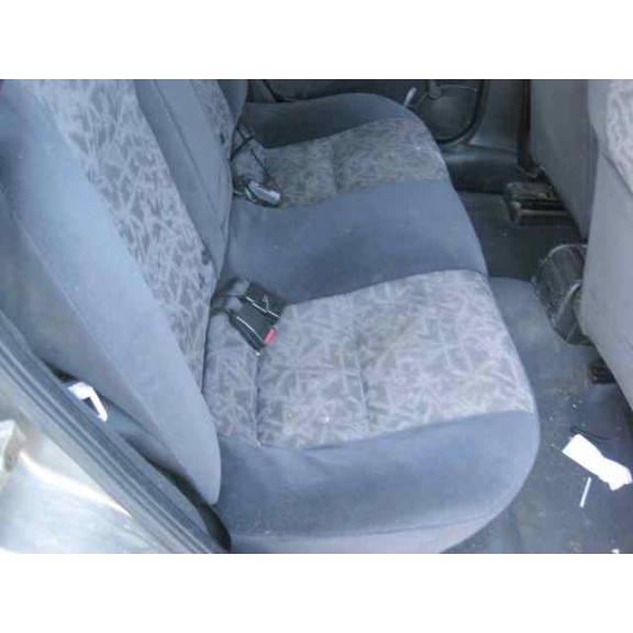 opel vectra b berlina del año 1997