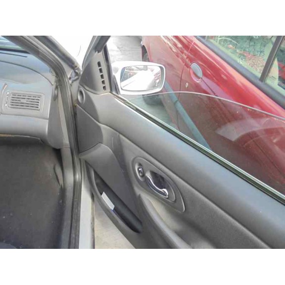 ford mondeo berlina (gd) del año 1999